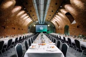 SREBRNA G&Oacute;RA Restauracja Kawiarnia Winiarnia Zielona G&oacute;ra