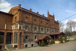 Stary Młyn wodny w Morawicy