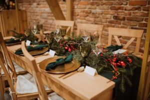 Stodoła Na Urzeczu/Miejsce Kt&oacute;re Was URZECZE