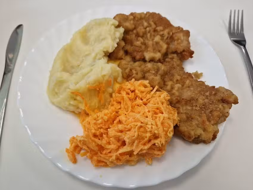 Stoł&oacute;wka &bdquo;Na Usiu&rdquo;