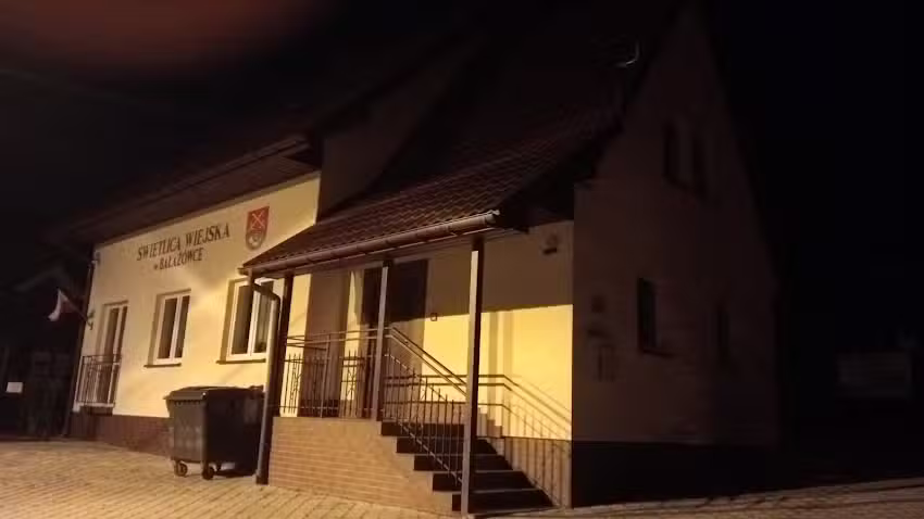 Świetlica Wiejska w Bałaż&oacute;wce