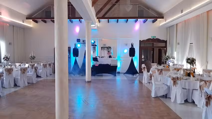 &bdquo;Szlachecka&rdquo; Sala bankietowa. Niezapomniane przyjęcia. Strzelewo 27