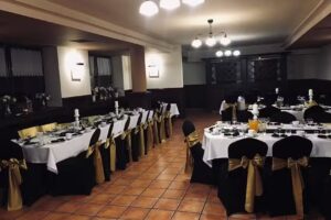 Szykowna Restauracja Imprezy Okolicznościowe Catering Dania na Dowóz Obiady Kuchnia Śląska