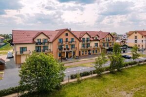 Twardowski Łeba. Obiekt hotelowy z basenem