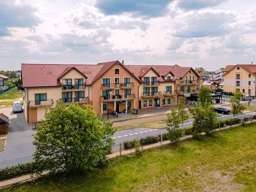 Twardowski Łeba. Obiekt hotelowy z basenem