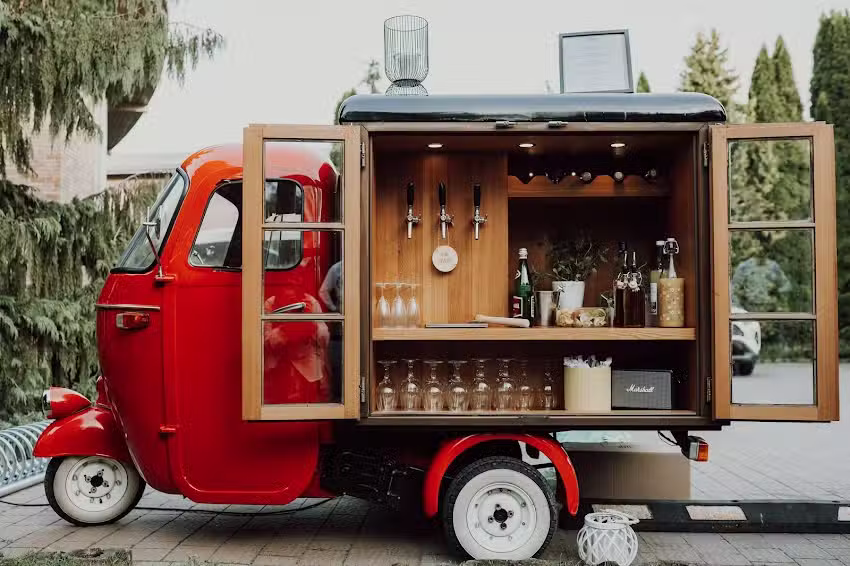 Vespa Bar &ndash; Prosecco Van