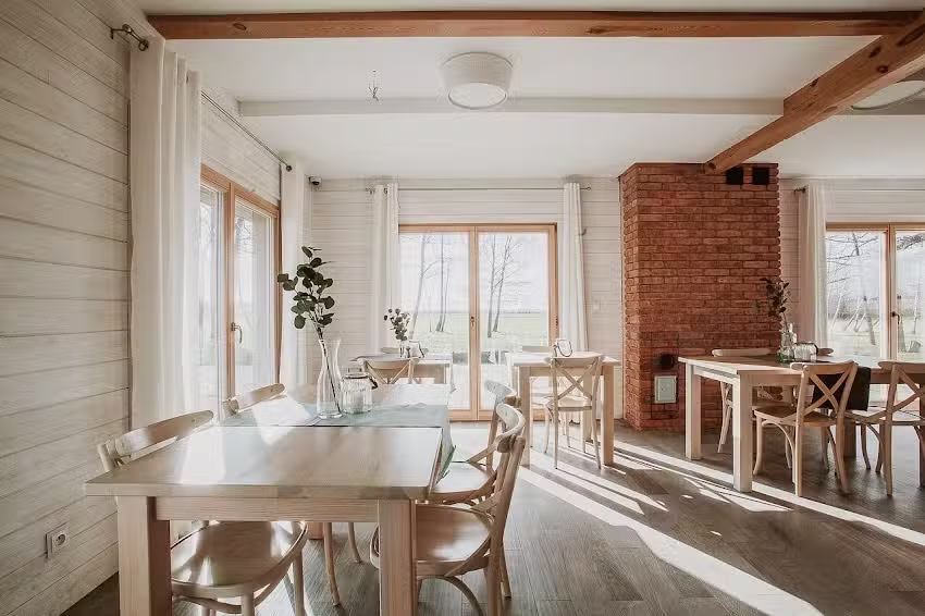 W Szczerym Polu &ndash; Stodoła Weselna | Pensjonat