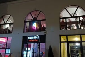 Wernisaż Cafe & Bar