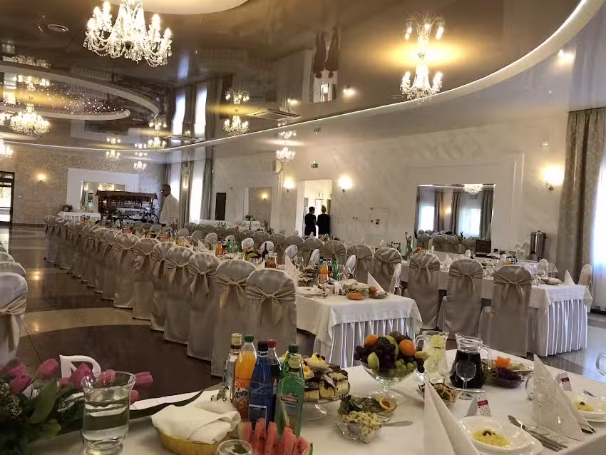 Westa Hotel & Sala Weselna Kutno &ndash; sala bankietowa, noclegi