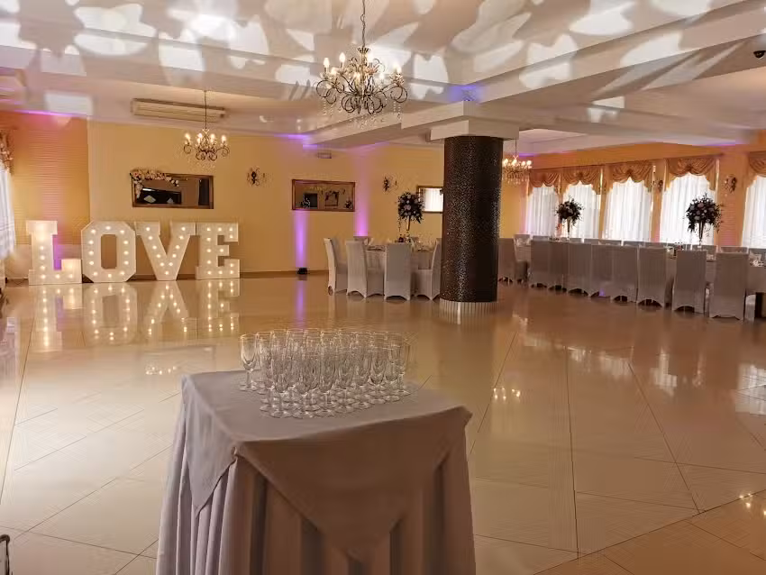 Willa Hanusek &ndash; dom przyjęć, dom weselny