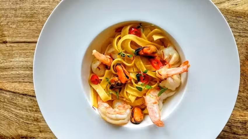 WOLNY OGIEŃ Catering & Events