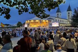 Wycieczki, pielgrzymki &ndash; Biuro Podr&oacute;ży Junior