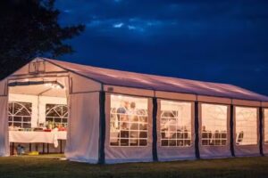 Wypożyczalnia wynajem namiotów, stołów, krzesełek, zastawy, obsługa imprez, namioty imprezowe RADOM