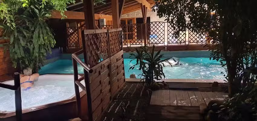 &rdquo; WYSPA KAMPINOS &rdquo; AGROTURYSTYKA SOCHACZEW &mdash; SAUNA , JACUZZI , BASEN