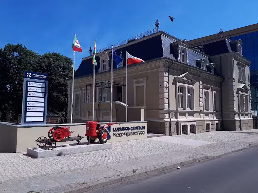 Zachodnia Izba Przemysłowo &ndash; Handlowa