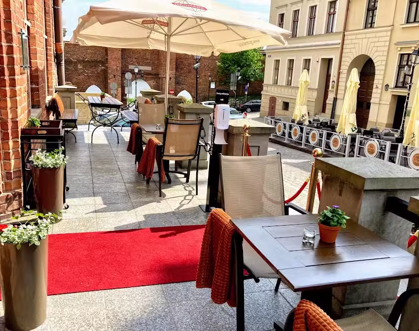 Zajazd Staropolski. Restauracja Hotelu Gromada Toruń