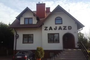 Zajazd u Sylwii- hotel, restauracja. Imprezy okolicznościowe, wesela