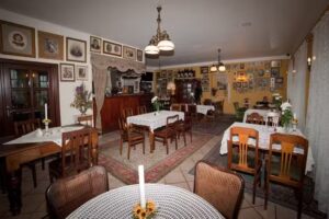 Zajazd Wielkopolski KLARA,