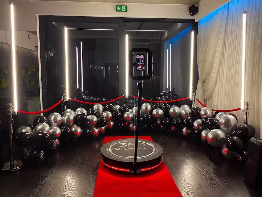 Zakręcone Party &ndash; Atrakcje Weselne & Eventowe