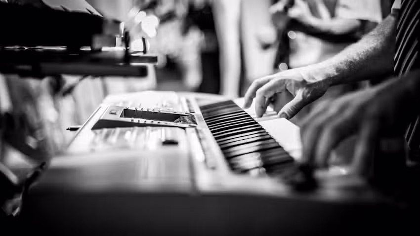 Zesp&oacute;ł na wesele &ndash; Zesp&oacute;ł muzyczny VOICE Ostr&oacute;da