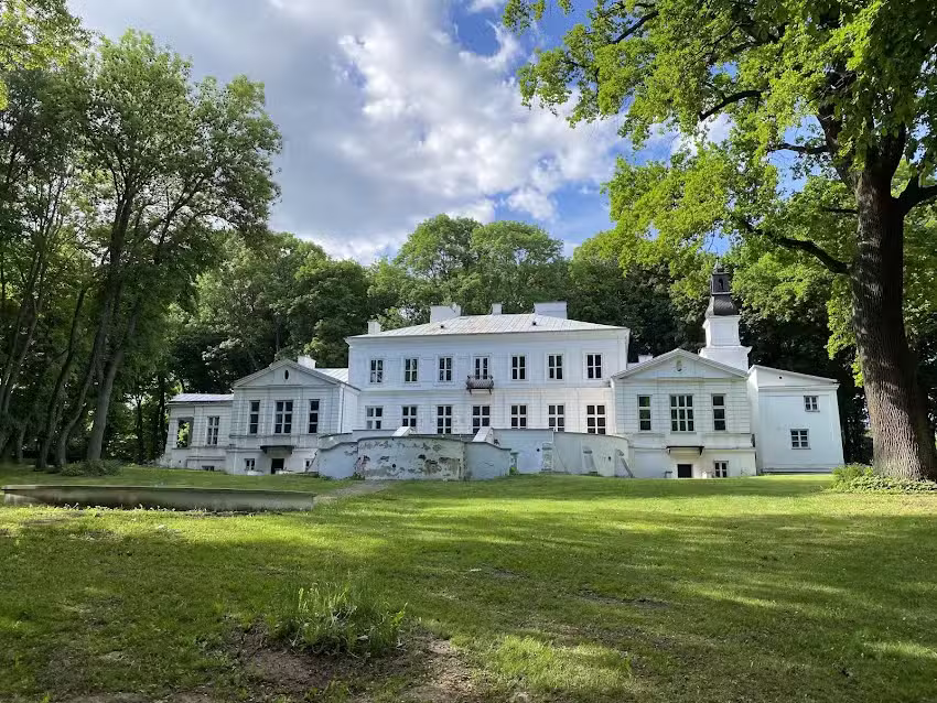 Zesp&oacute;ł Pałacowo-Parkowy w Snopkowie