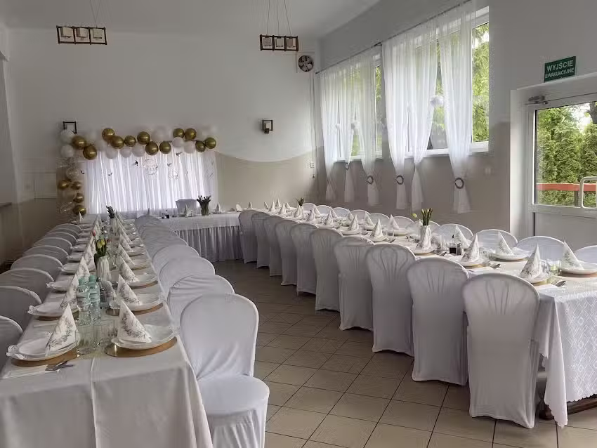 ZG-H DZIOKAN &ndash; Noclegi i Restauracja