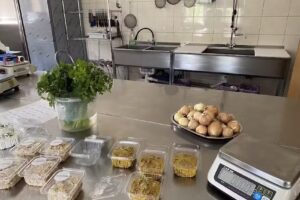 Złota Rybka – Domowe Sałatki i Dania Rybne | Pabianice