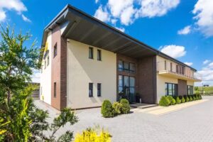 Złoty Staw &ndash; Noclegi i Sala bankietowa